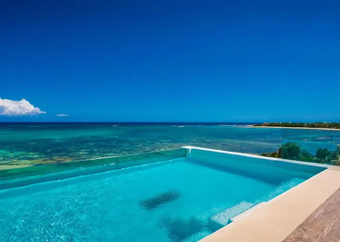 Beachfront Soliman Bay 42