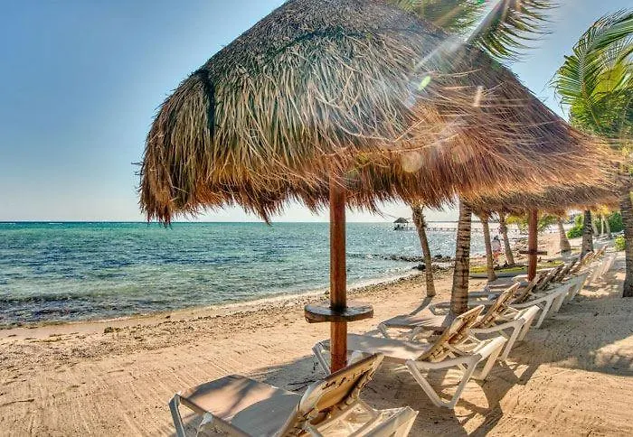 Beachfront Soliman Bay 42