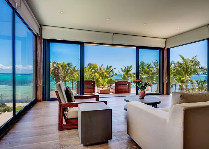 Beachfront Soliman Bay 42 *
